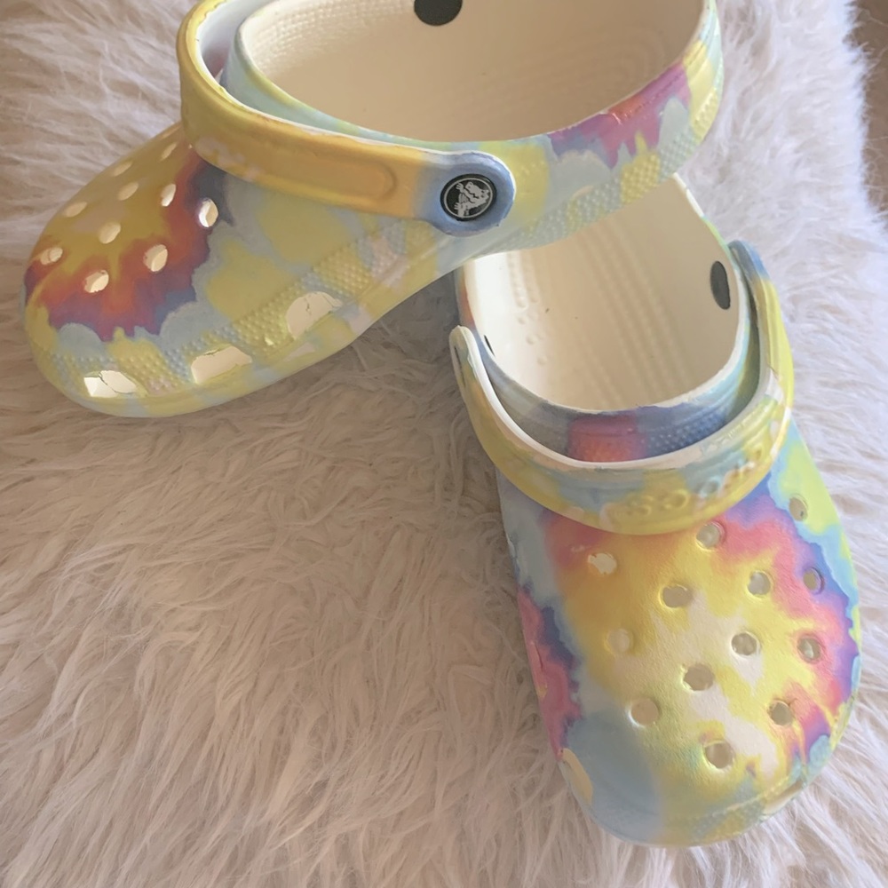 Crocs
